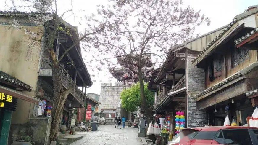 巨魔与勇士
